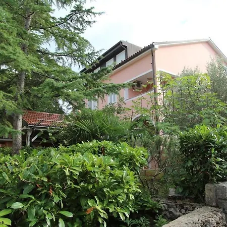 Apartament Rolih Vantacici